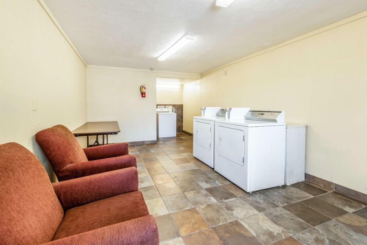 Motel 6-Mansfield, Oh Bagian luar foto
